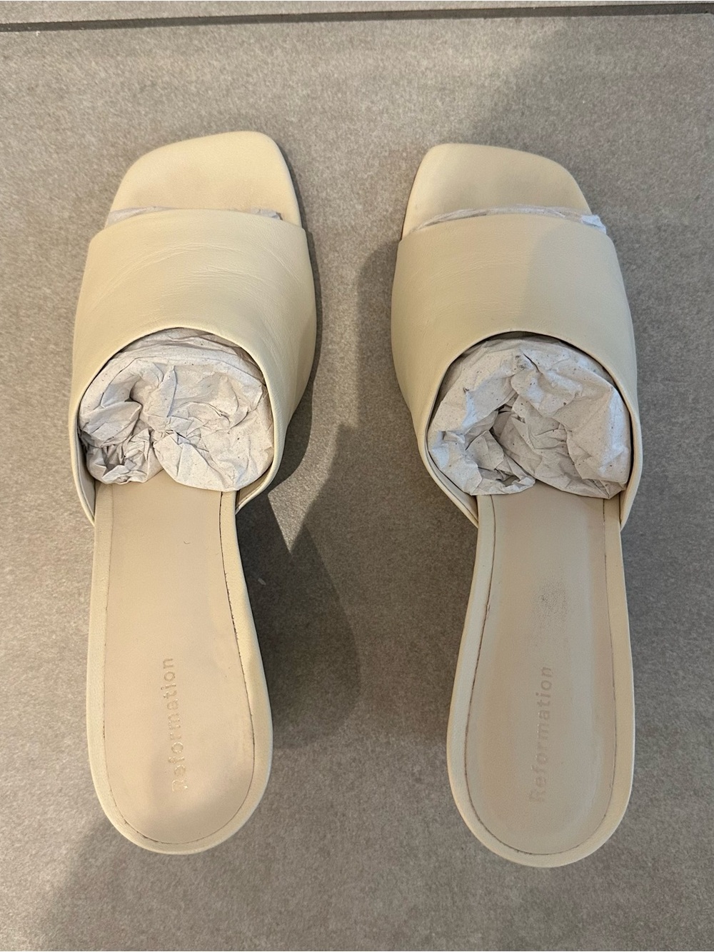 Reformation Enya Wedge Sandal - Almond